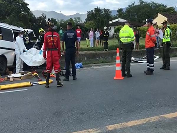 Accidente de hinchas del América deja 2 muertos y 13 lesionados