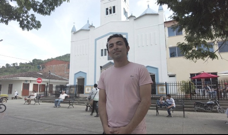 Nicolás Andrés López, un Aguileño cumplirá su sueño de estudiar becado gracias al DigiCampus 